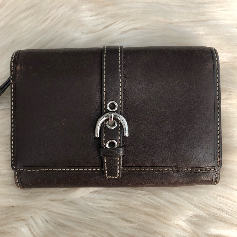 Coach brown leather medium size wallet buckle hardware